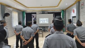 Komitmen dalam Transisi Kelembagaan dan Pelayanan Prima: Lapas Narkotika Karang Intan Ikuti Apel Kemenko Hukum, HAM, Imigrasi dan Pemasyarakatan