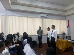 Bekali CPNS Kemenimipas 2024, Ka. KPLP Lapas Narkotika Karang Intan Sampaikan Materi Teknik Penggeledahan di Lapas/Rutan