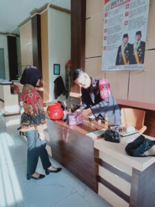 Disiplin Dimulai dari Dalam, Lapas Narkotika Karang Intan Cegah Pelanggaran Lewat Penggeledahan Petugas