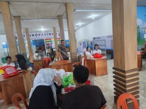 Kunjungan Tatap Muka di Lapas Narkotika Karang Intan Jalin Kehangatan Keluarga