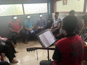 Dukung Pembinaan Kepribadian, Kebaktian Rohani Perkuat Iman WBP Nasrani Lapas Narkotika Karang Intan