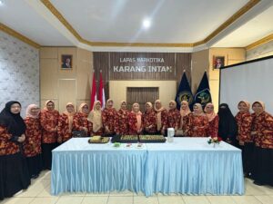 Dharma Wanita Lapas Narkotika Karang Intan Gelar Pertemuan Rutin, Perkuat Kekompakan dan Semangat Kebersamaan
