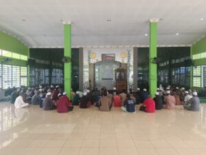 Syiar Iman Bergema: Lapas Narkotika Karang Intan Gelar Sholawat Dalail Khairat dan Pengajian Fikih