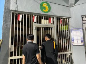 Lapas Narkotika Karang Intan Laksanakan Kontrol Keliling Malam Hari sebagai Upaya Penguatan Keamanan