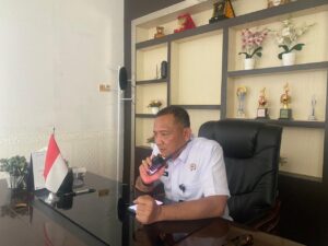 Pengawasan Maksimal: Kalapas Narkotika Karang Intan Pastikan Regu Pengamanan Tetap Siaga Lewat HT