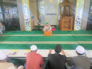 Warga Binaan Lapas Narkotika Karang Intan Ikuti Pembacaan Sholawat dan Pengajian Ilmu Fiqih